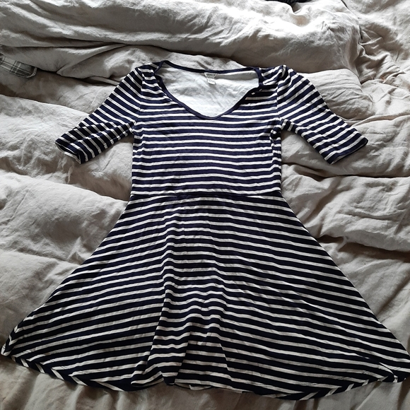 Skater dress - Picture 1 of 2